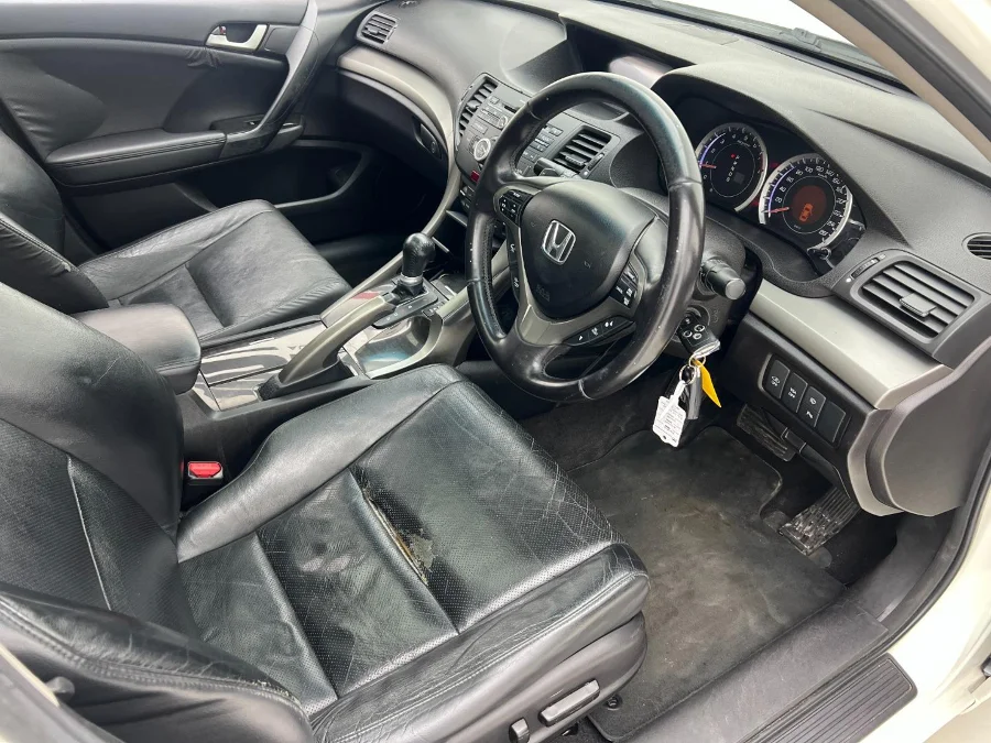 Used 2011 Honda Accord 2.4 Exclusive auto - EBK Auto