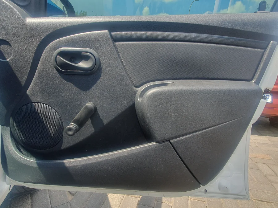 Used 2023 Nissan NP200 1.6i - Nolly Motors