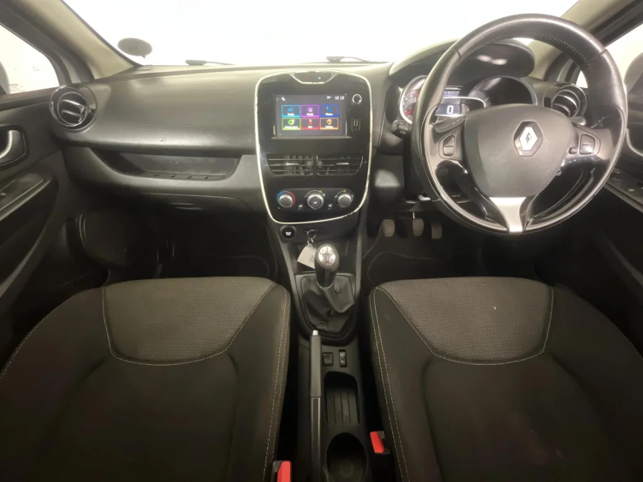 Used 2016 Renault Clio 66kW turbo Blaze - WeBuyCars Silverlakes