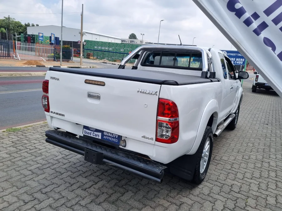 Used 2013 Toyota Hilux 3.0D-4D Raider Legend 40 - Carbase Auto Used 2013 Toyota Hilux 3.0D-4D Raider Legend 40 - Carbase Auto