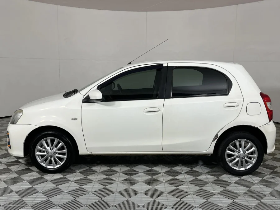 Used 2019 Toyota Etios hatch 1.5 Sprint - WeBuyCars JHB South Used 2019 Toyota Etios hatch 1.5 Sprint - WeBuyCars JHB South