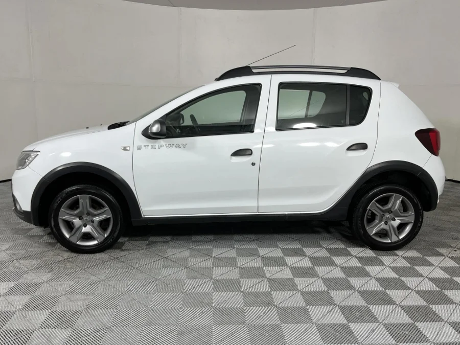 Used 2018 Renault Sandero 66kW turbo Stepway Expression - WeBuyCars Montana