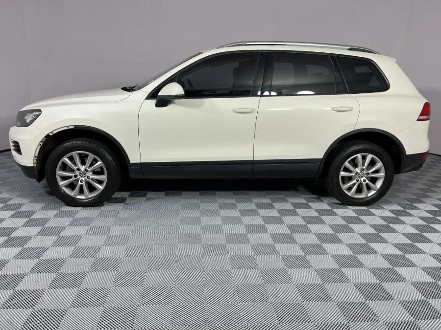 Used 2011 Volkswagen Touareg V6 TDI - WeBuyCars Lansdowne
