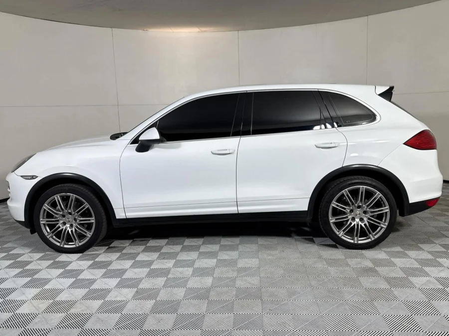 Used 2012 Porsche Cayenne - WeBuyCars Midstream Used 2012 Porsche Cayenne - WeBuyCars Midstream