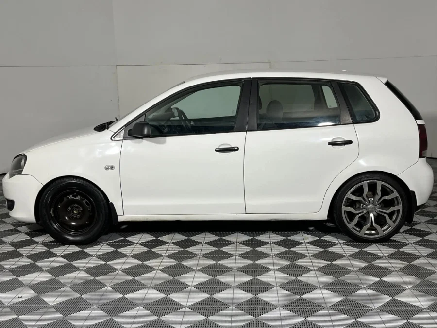 Used 2014 Volkswagen Polo Vivo sedan 1.4 - WeBuyCars Germiston