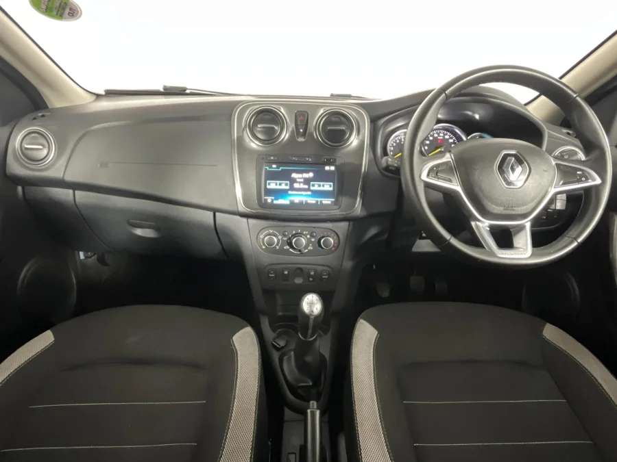 Used 2021 Renault Sandero 66kW turbo Stepway TechRoad - WeBuyCars Gqeberha