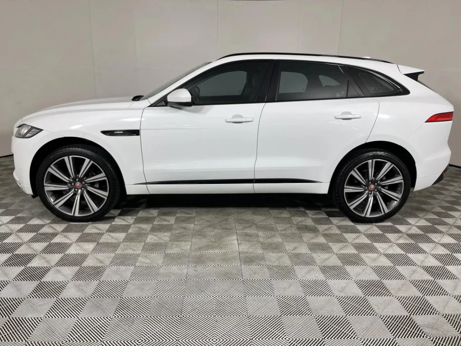 Used 2018 Jaguar F-Pace 25d AWD Chequered Flag - WeBuyCars The Dome