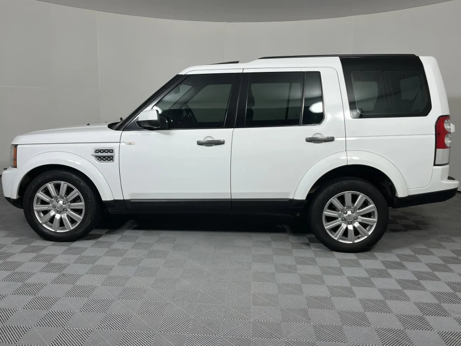 Used 2014 Land Rover Discovery SDV6 SE - WeBuyCars Montana