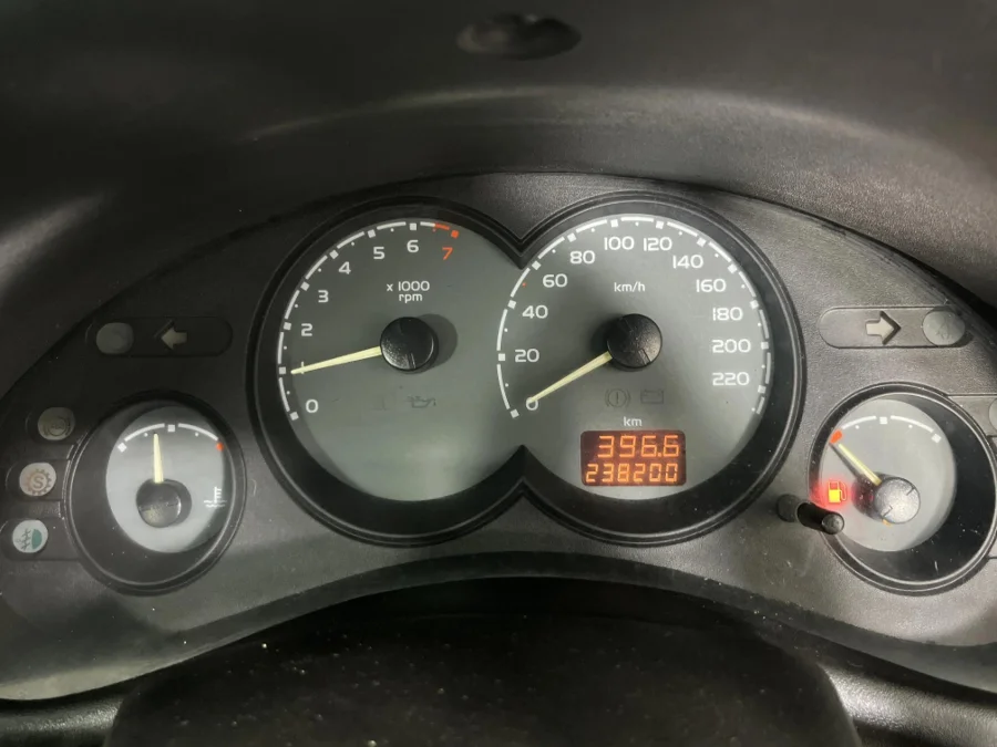 Used 2005 Opel Corsa Lite 1.4i - WeBuyCars Silverlakes