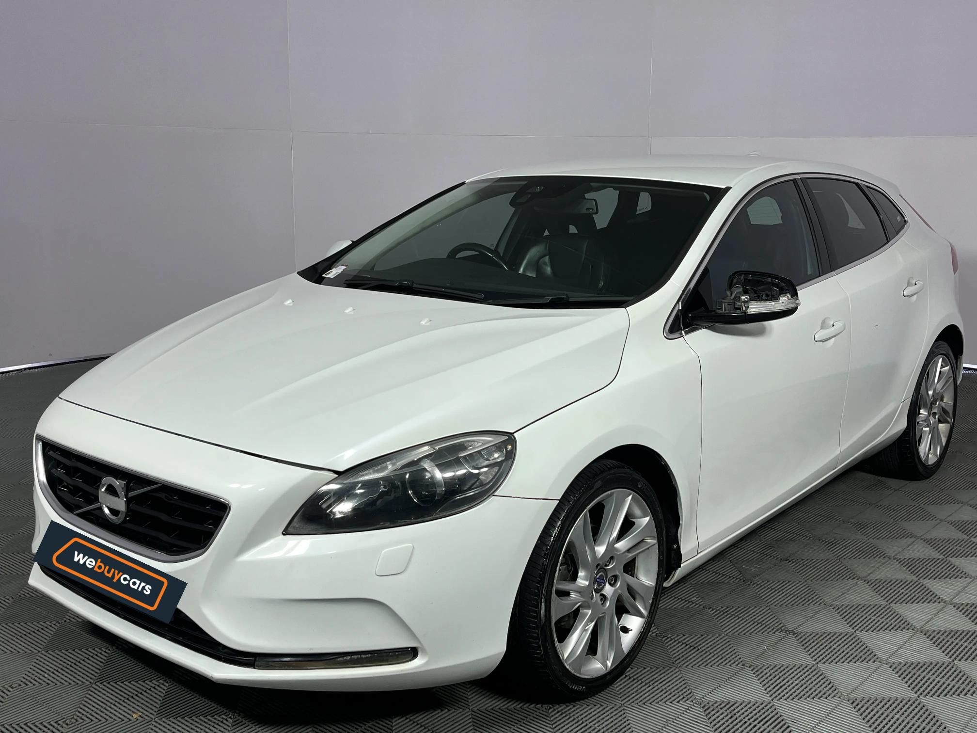 Used 2014 Volvo V40 D2 Excel