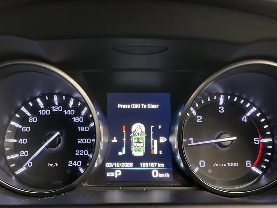 Used 2017 Land Rover Discovery Sport SE SD4 - WeBuyCars JHB South Used 2017 Land Rover Discovery Sport SE SD4 - WeBuyCars JHB South