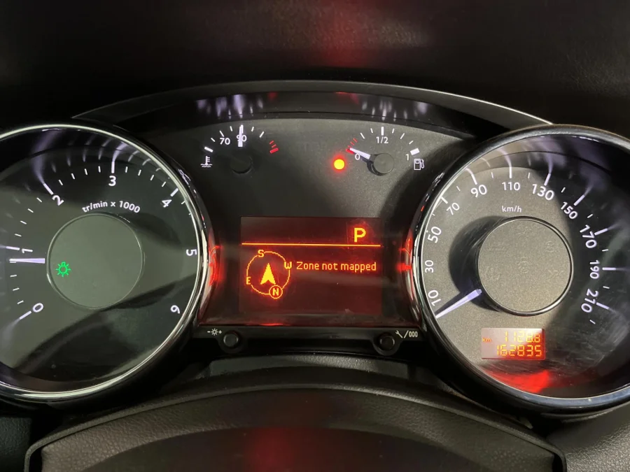 Used 2015 Peugeot 3008 2.0HDi Allure - WeBuyCars Germiston