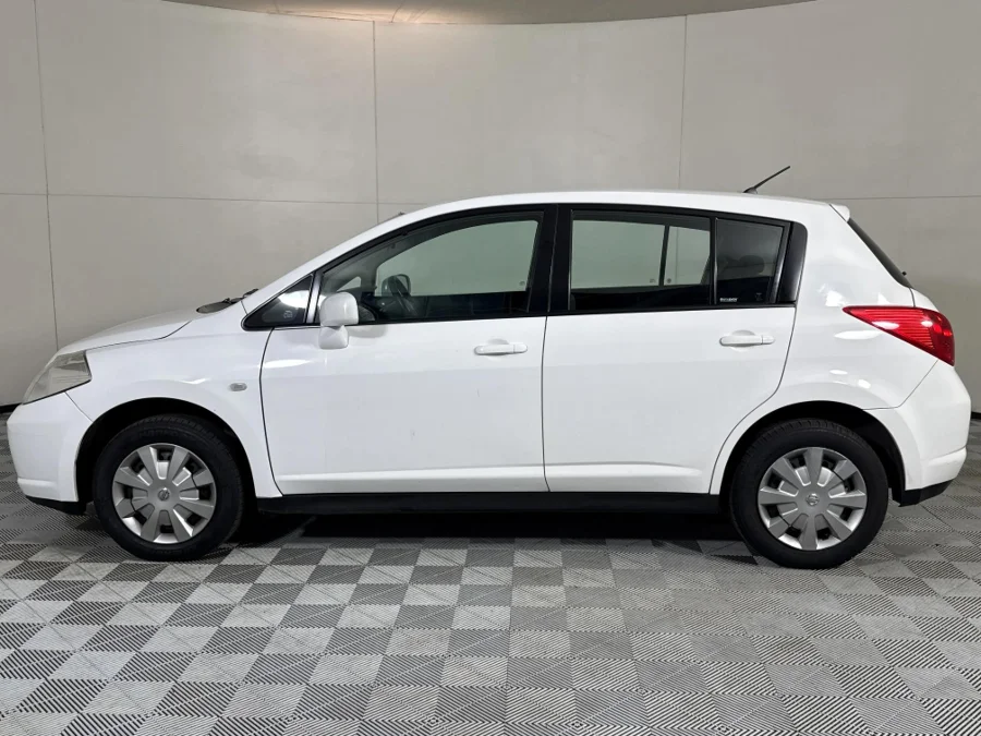 Used 2012 Nissan Tiida hatch 1.6 Visia+ - WeBuyCars Midstream