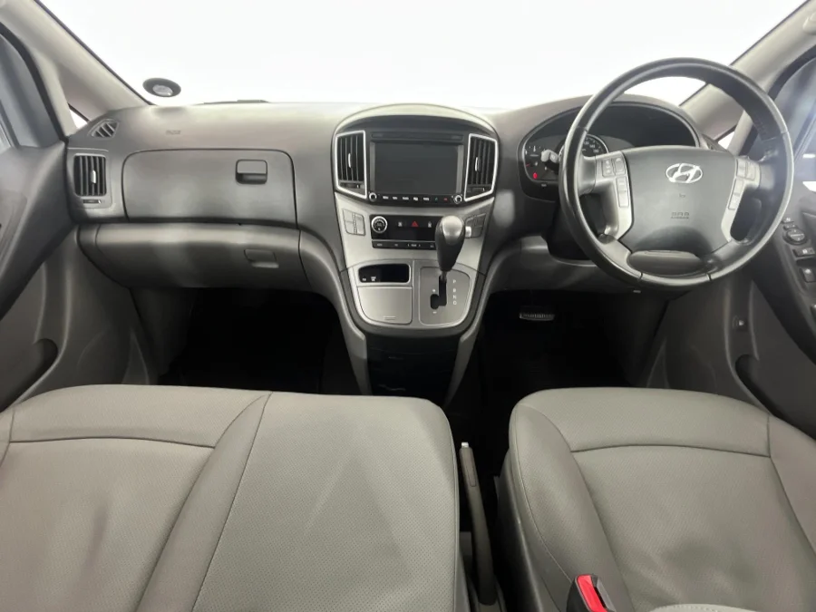 Used 2021 Hyundai H-1 2.5VGTi bus Elite 9-seater - WeBuyCars Richmond