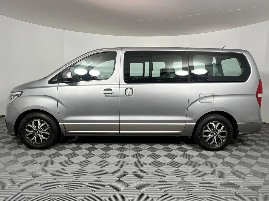Used 2021 Hyundai H-1 2.5VGTi bus Elite 9-seater - WeBuyCars Richmond