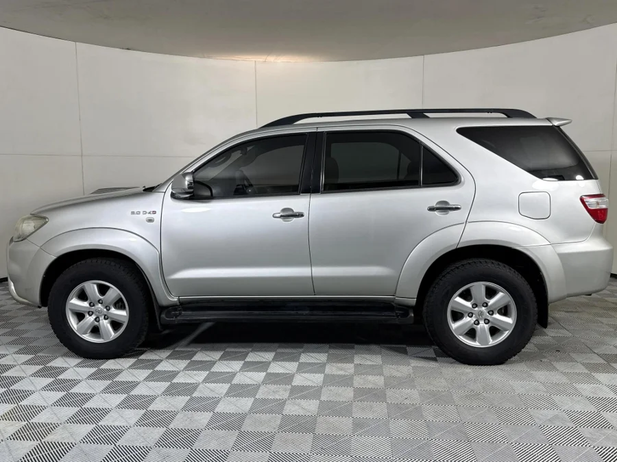 Used 2010 Toyota Fortuner 3.0D-4D 4x4 - WeBuyCars Midstream