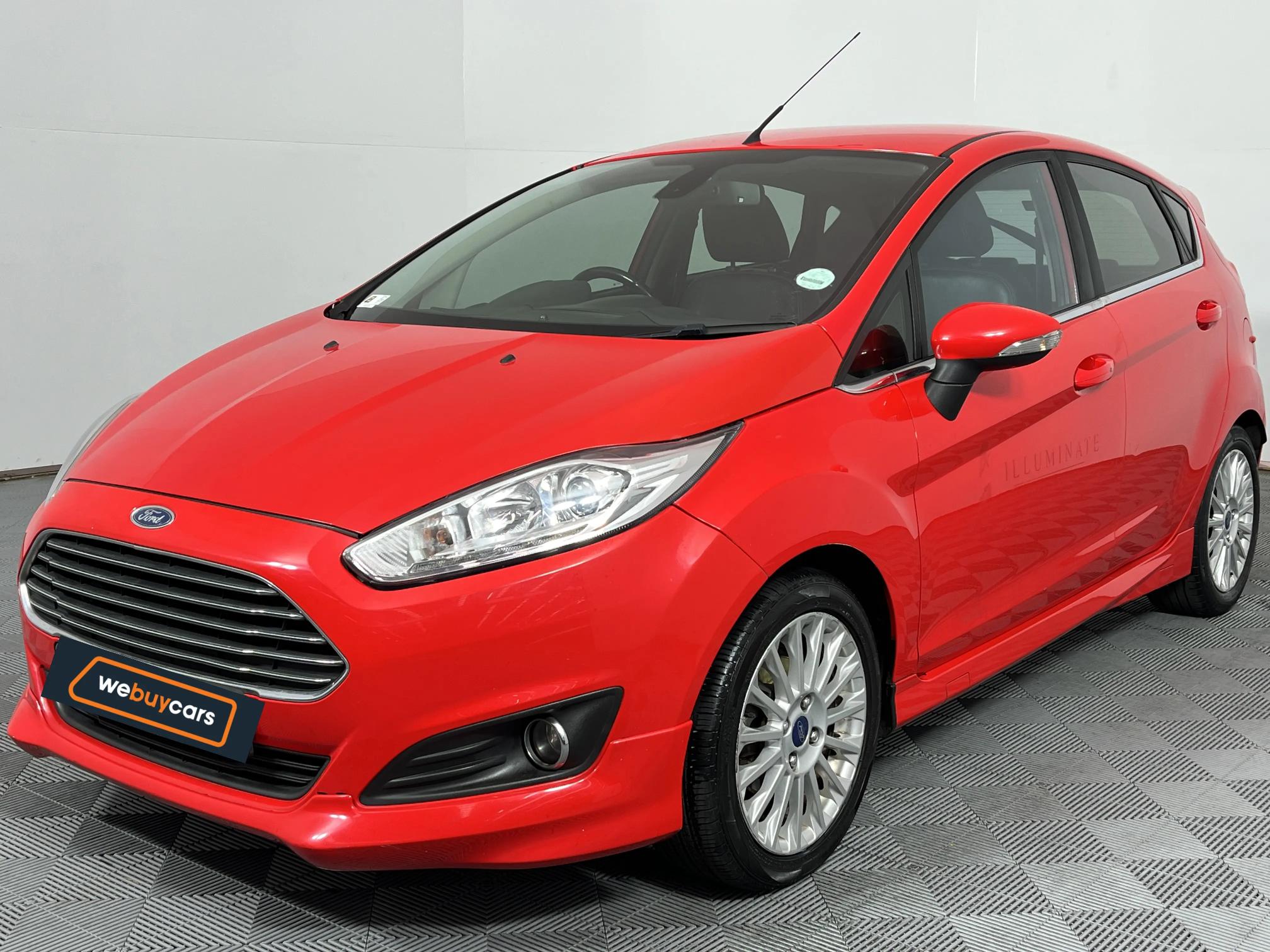 Used 2015 Ford Fiesta 5-door 1.0T Titanium