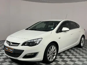 Used 2015 Opel Astra sedan 1.6 Turbo Cosmo