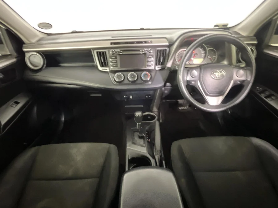 Used 2017 Toyota RAV4 2.0 GX auto - WeBuyCars Silverlakes