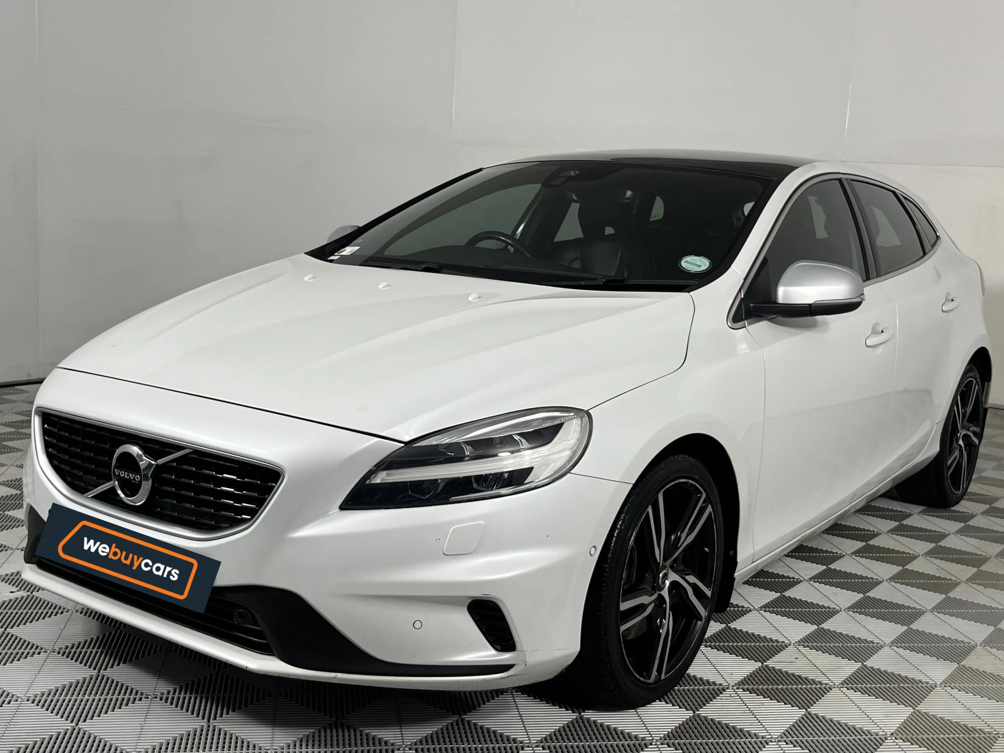 Used 2020 Volvo V40 D2 R-Design