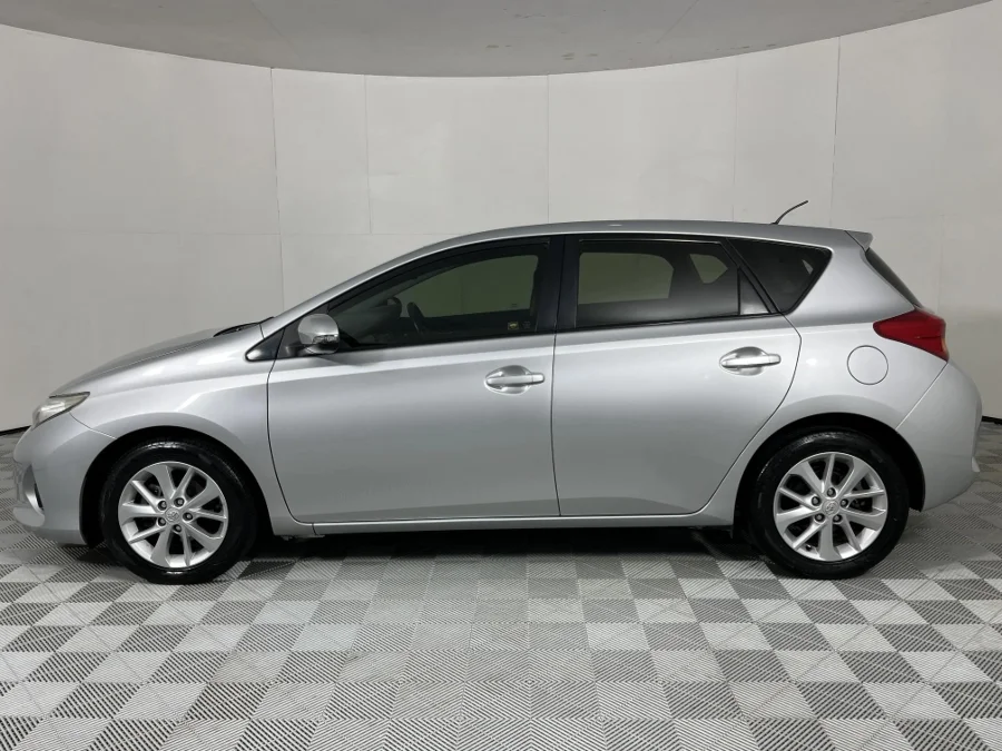 Used 2015 Toyota Auris 1.6 Xi - WeBuyCars Gqeberha