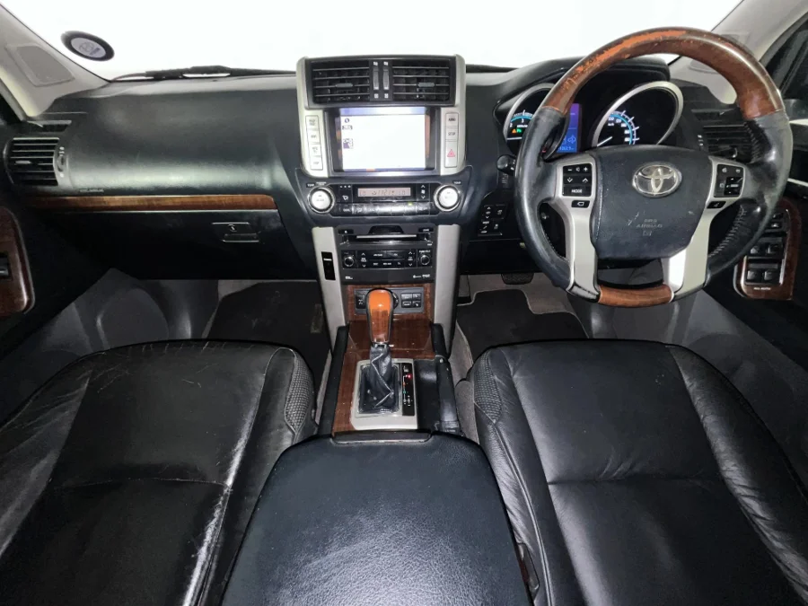 Used 2011 Toyota Land Cruiser Prado 3.0DT VX - WeBuyCars Durban