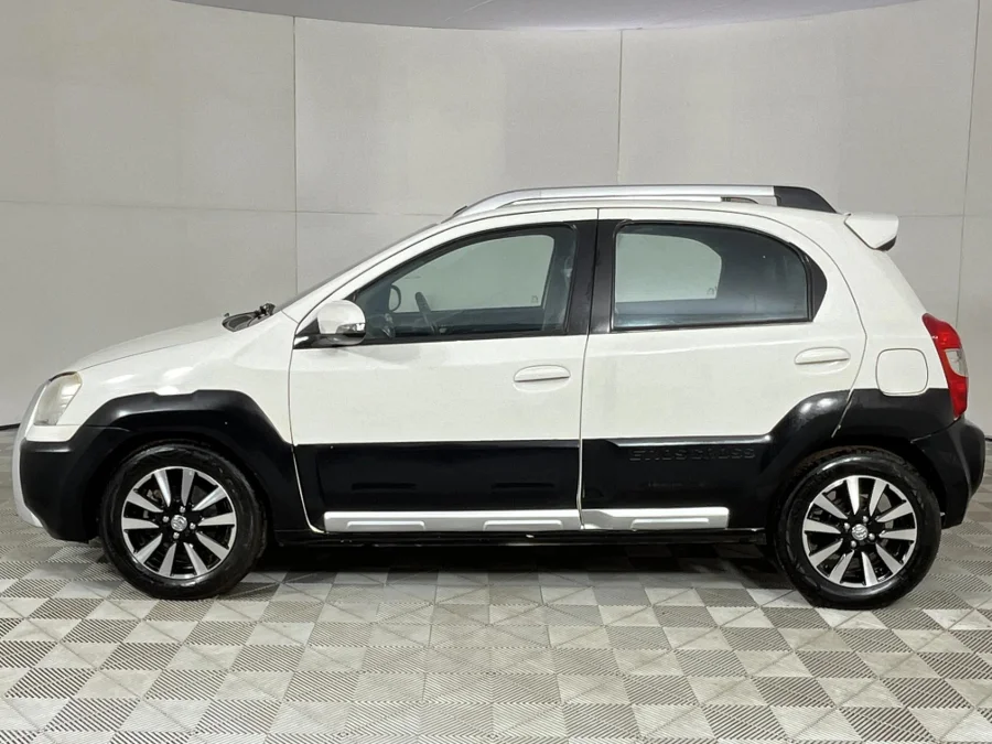 Used 2016 Toyota Etios Cross 1.5 Xs - WeBuyCars JHB South