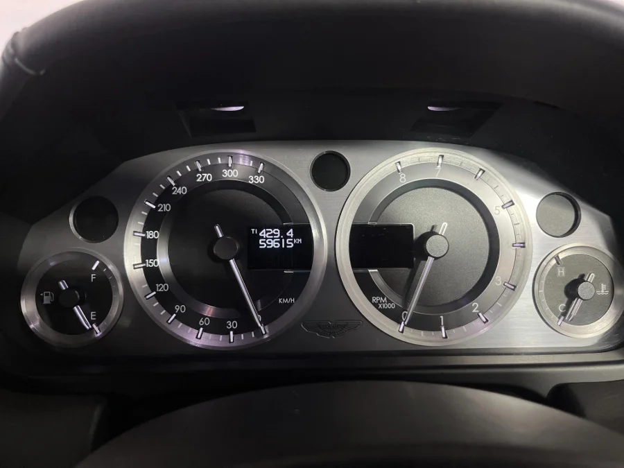 Used 2012 Aston Martin Vantage V8 Vantage roadster N430 auto - WeBuyCars The Dome