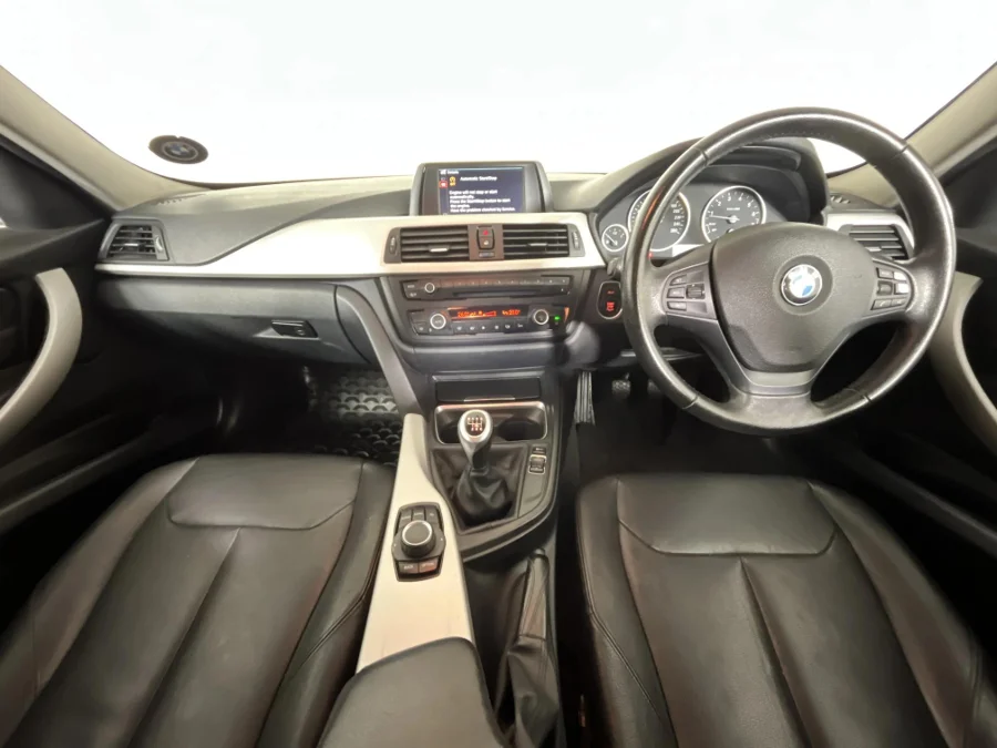 Used 2012 BMW 3 Series 320i - WeBuyCars Midstream