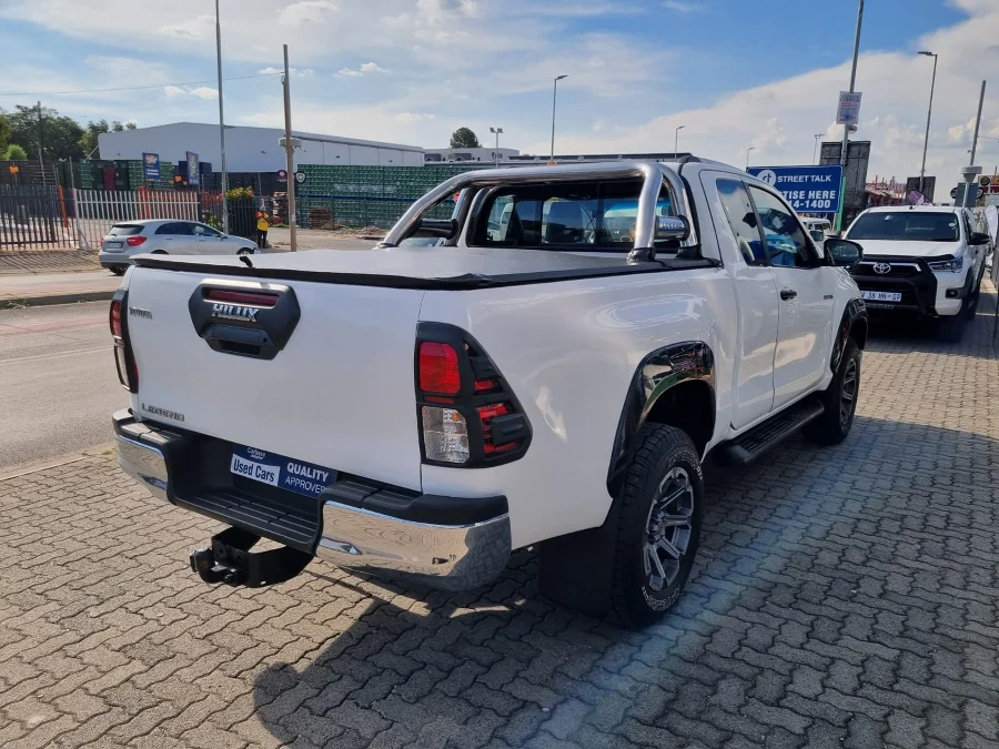 Used 2020 Toyota Hilux 2.4GD-6 4x4 SRX auto - Carbase Auto Used 2020 Toyota Hilux 2.4GD-6 4x4 SRX auto - Carbase Auto