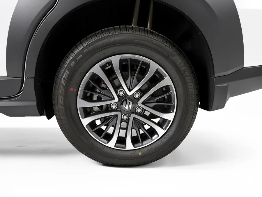 Used 2026 Suzuki XL6 1.5 GL manual - Suzuki Bassonia