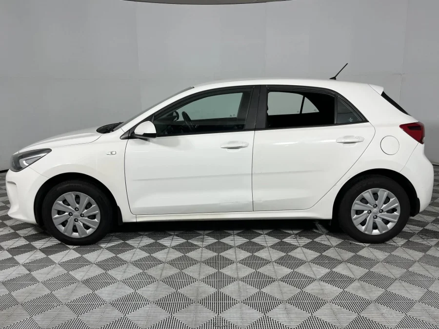 Used 2017 Kia Rio hatch 1.2 LS - WeBuyCars Lansdowne