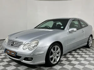 Used 2004 Mercedes-Benz C-Class C230 Kompressor Sports Coupé Evolution Touchshift