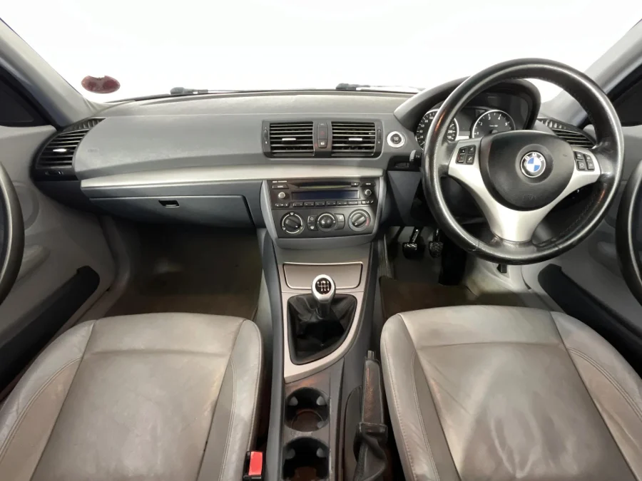 Used 2005 BMW 1 Series 120i 5-door - WeBuyCars George