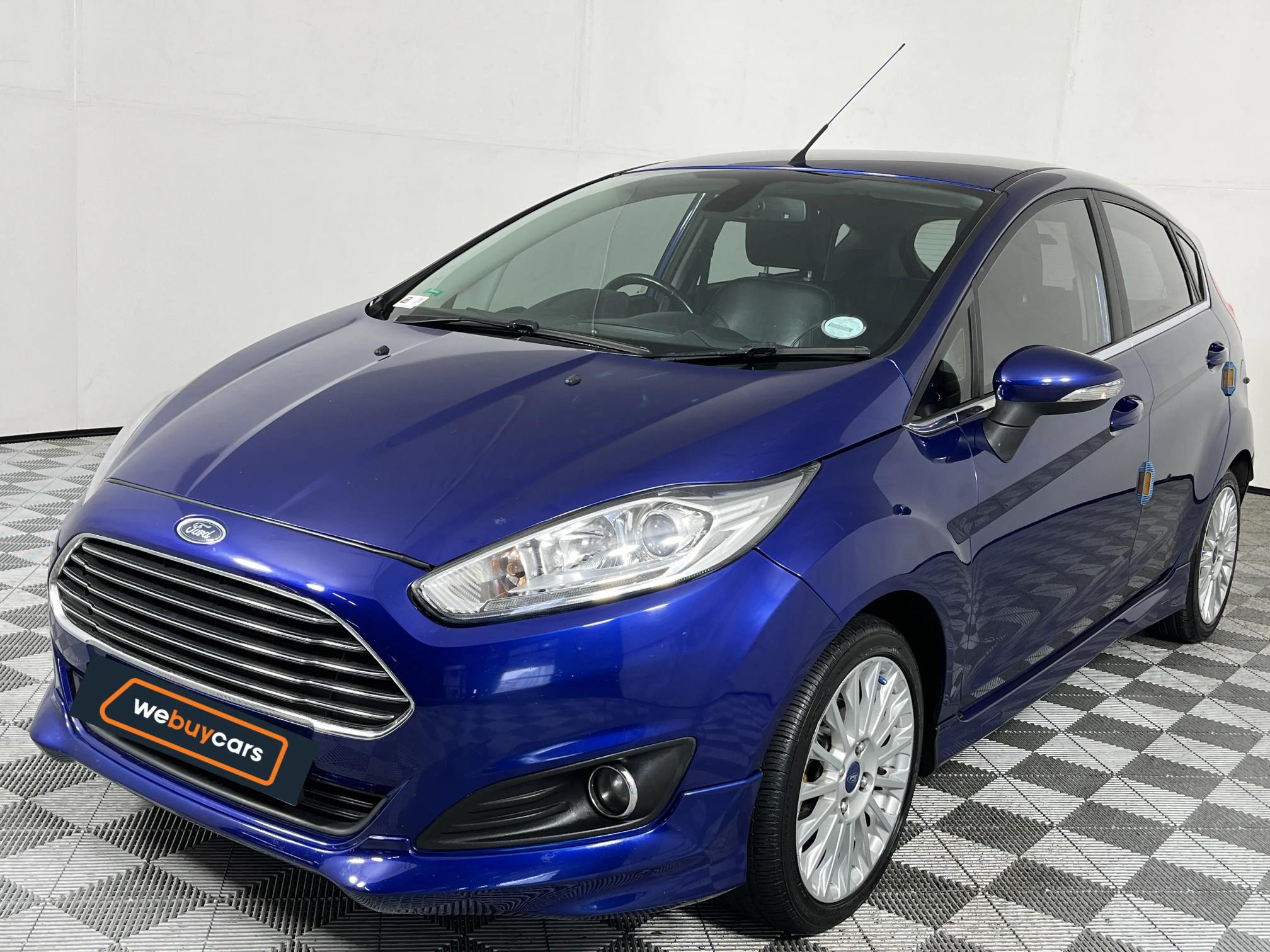Used 2017 Ford Fiesta 5-door 1.0T Titanium auto