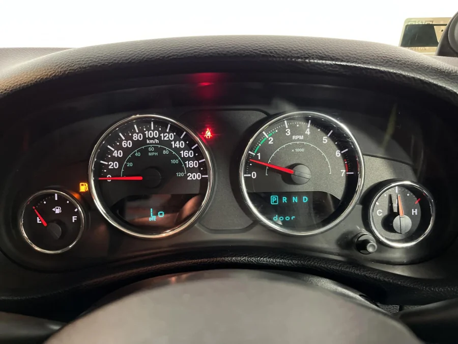 Used 2015 Jeep Wrangler 3.6L Sahara Conservation Edition - WeBuyCars Midstream