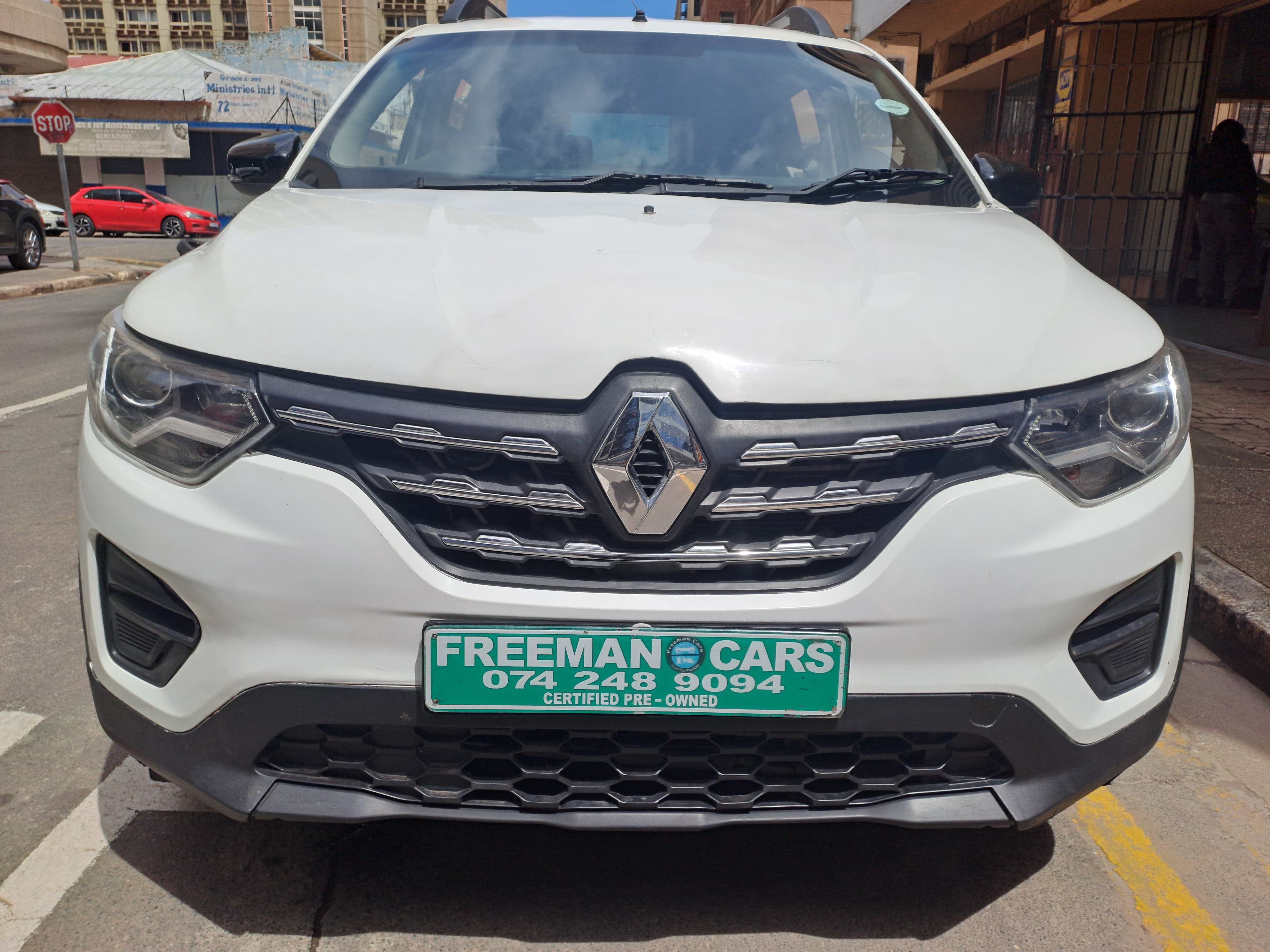 Used 2024 Renault Triber 1.0 Dynamique