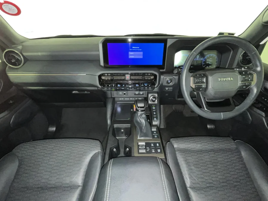 Used 2024 Toyota Land Cruiser Prado 2.8GD VX-R - WeBuyCars Germiston