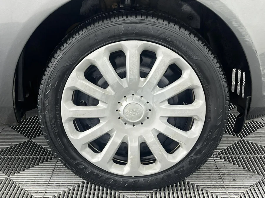 Used 2016 Ford Fiesta 5-door 1.4 Ambiente - WeBuyCars Montana