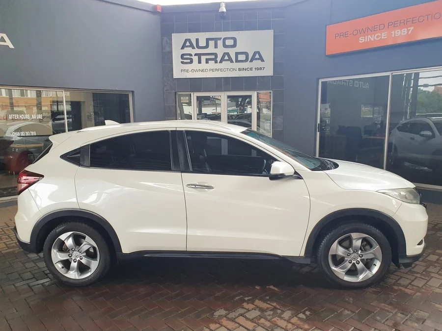 Used 2016 Honda HR-V 1.8 Elegance - Auto Strada Gezina Used 2016 Honda HR-V 1.8 Elegance - Auto Strada Gezina