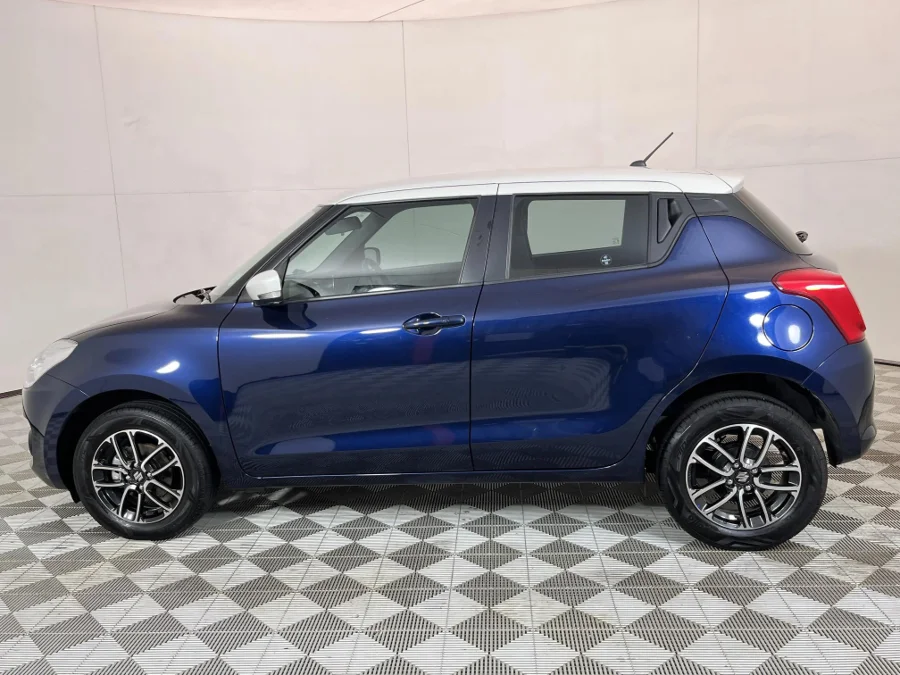 Used 2023 Suzuki Swift 1.2 GLX manual - WeBuyCars Silverlakes
