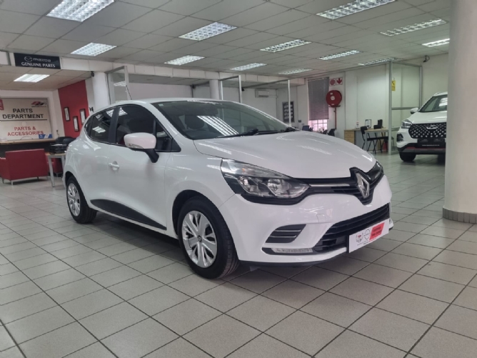 Used 2020 Renault Clio 66kW turbo Authentique