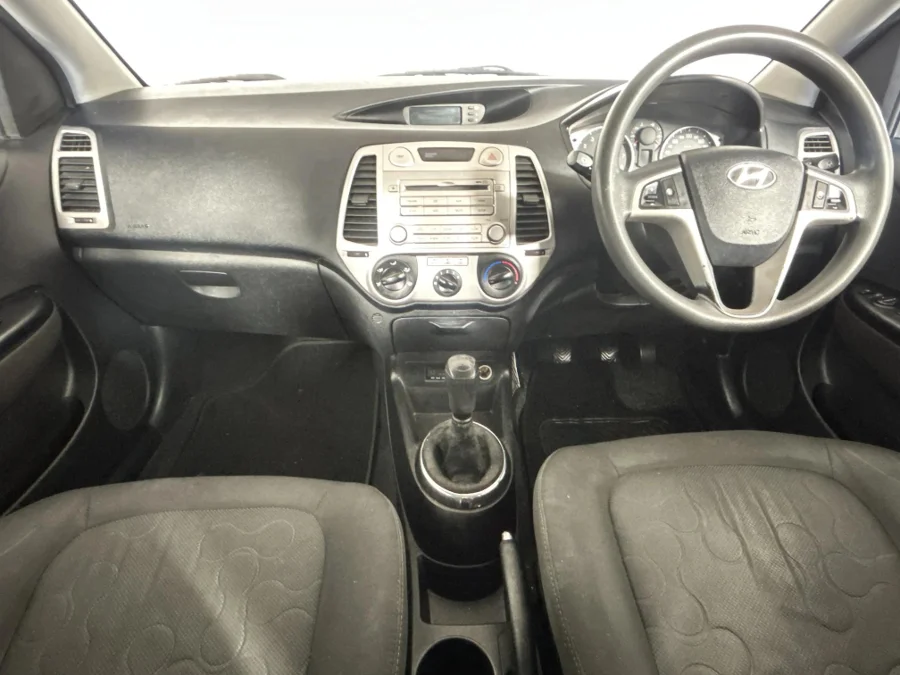 Used 2011 Hyundai i20 1.6 Remix - WeBuyCars Lansdowne