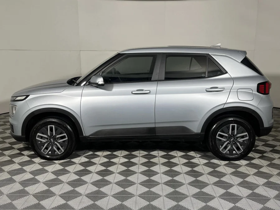 Used 2023 Hyundai Venue 1.0T Motion manual - WeBuyCars JHB South