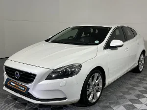 Used 2016 Volvo V40 D3 Momentum