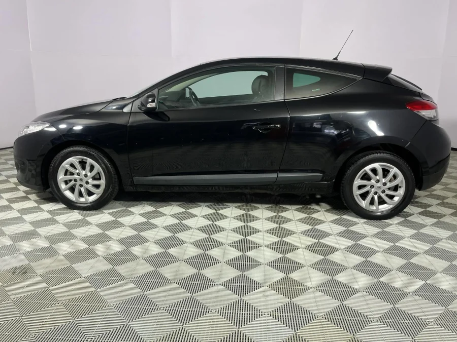Used 2013 Renault Megane coupe 1.6 Expression - WeBuyCars Silverlakes