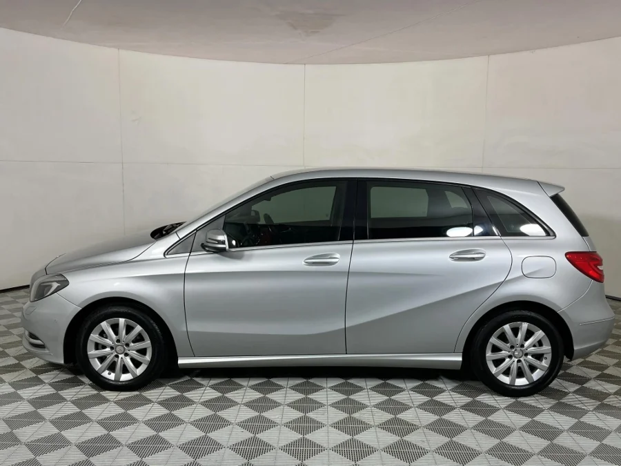 Used 2015 Mercedes-Benz B-Class B180CDI auto - WeBuyCars JHB South