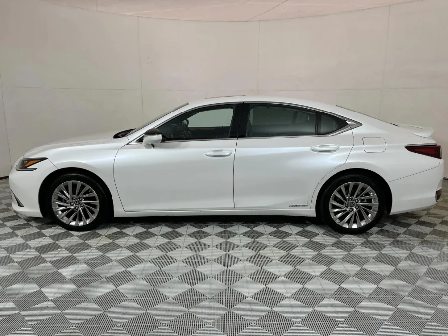 Used 2019 Lexus ES 300h EX - WeBuyCars JHB South