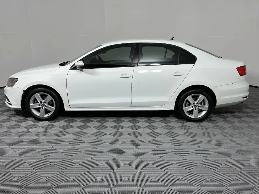 Used 2015 Volkswagen Jetta 1.4TSI Trendline - WeBuyCars Montana