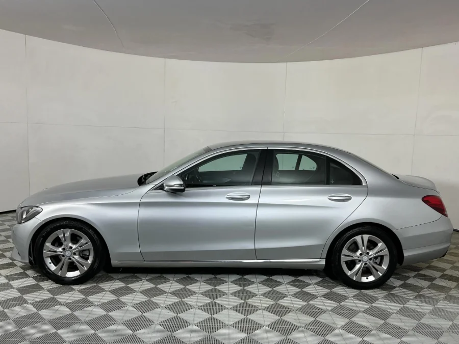 Used 2017 Mercedes-Benz C-Class C180 Avantgarde auto - WeBuyCars JHB South